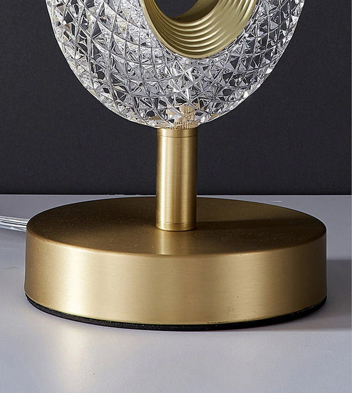 Lampe de table en cristal: vivez le luxe à petit prix
